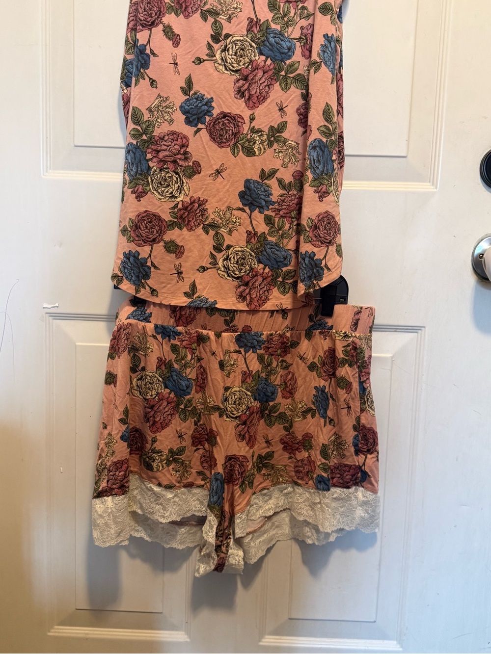Torrid and Outlander Floral Lace Trim Pink Cami & Short Sleep Set 2X - Picture 3 of 12